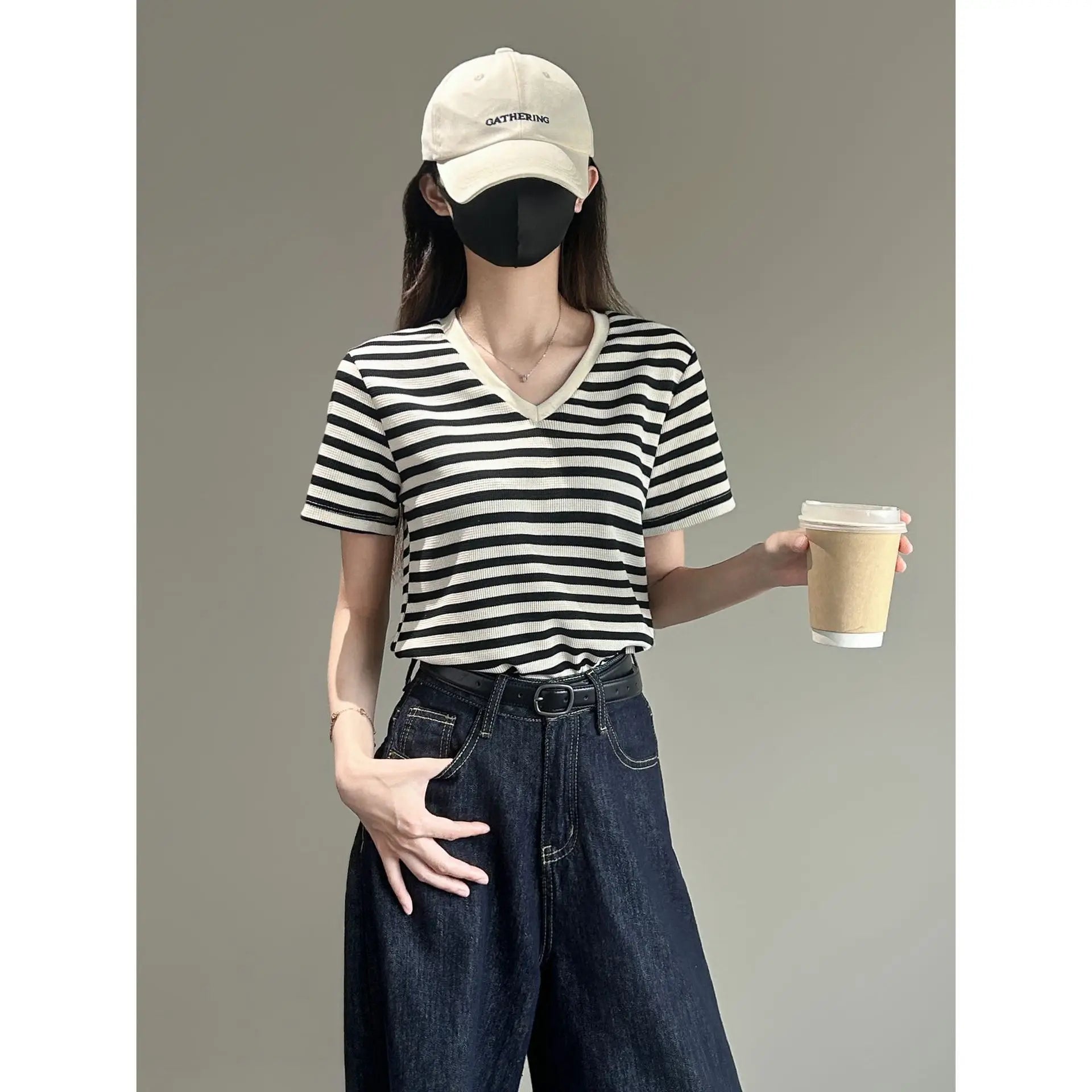 Women's Mid-Sleeve T-Shirt: Breathable, Soft, Square Neck, Straight Shoulders, Slimming, Short-Sleeve Base Layer Top for Summer